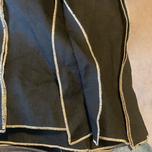 Sara Isabella linen A-line pleated black skirt, size 12 - Picture 5 of 6